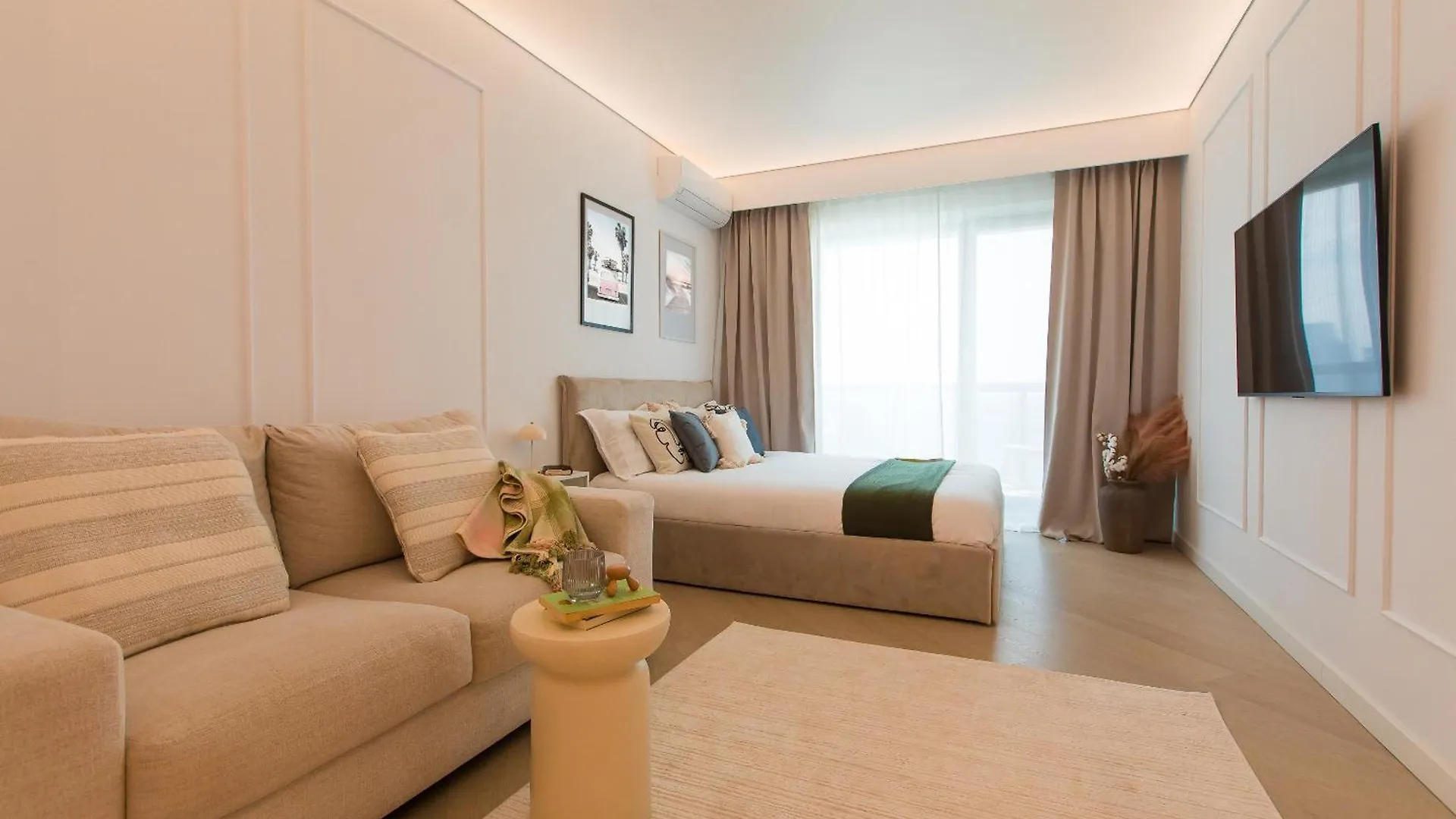 Apartament Elegant High-Rise Studio - Cortina North Voluntari