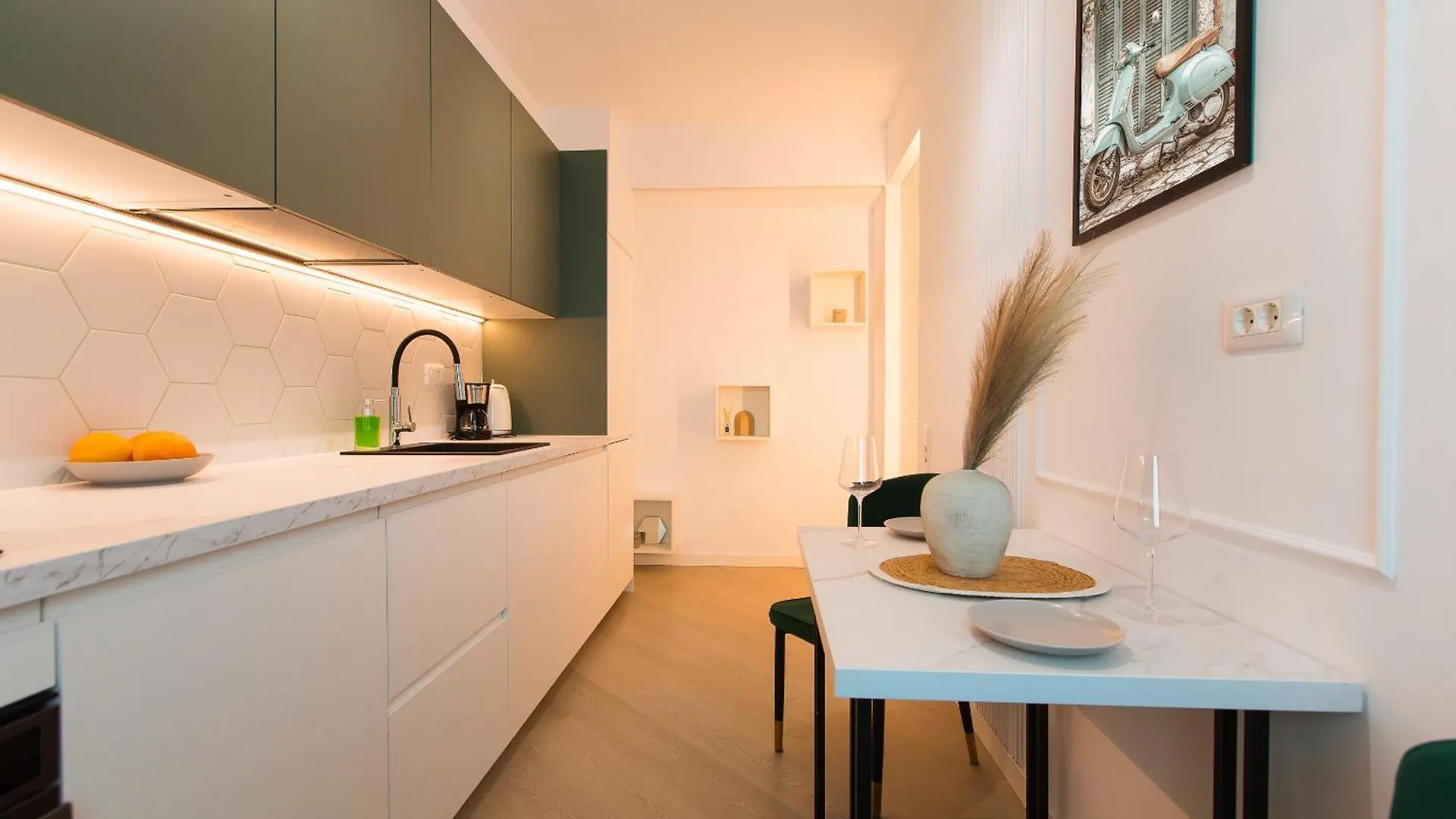 Elegant High-Rise Studio - Cortina North Voluntari